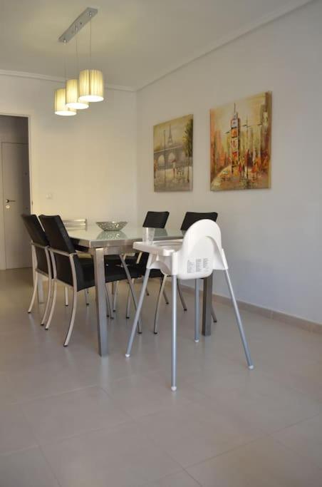 Apartamento Junto A Playa Y Cerca De Campo De Golf El Perellonet Bagian luar foto