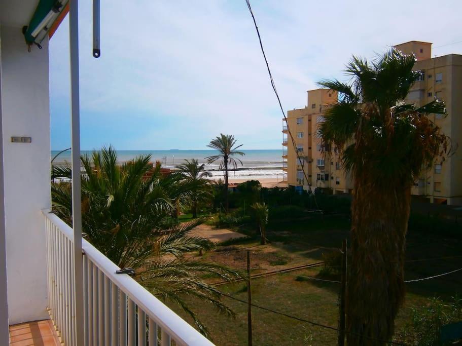 Apartamento Junto A Playa Y Cerca De Campo De Golf El Perellonet Bagian luar foto