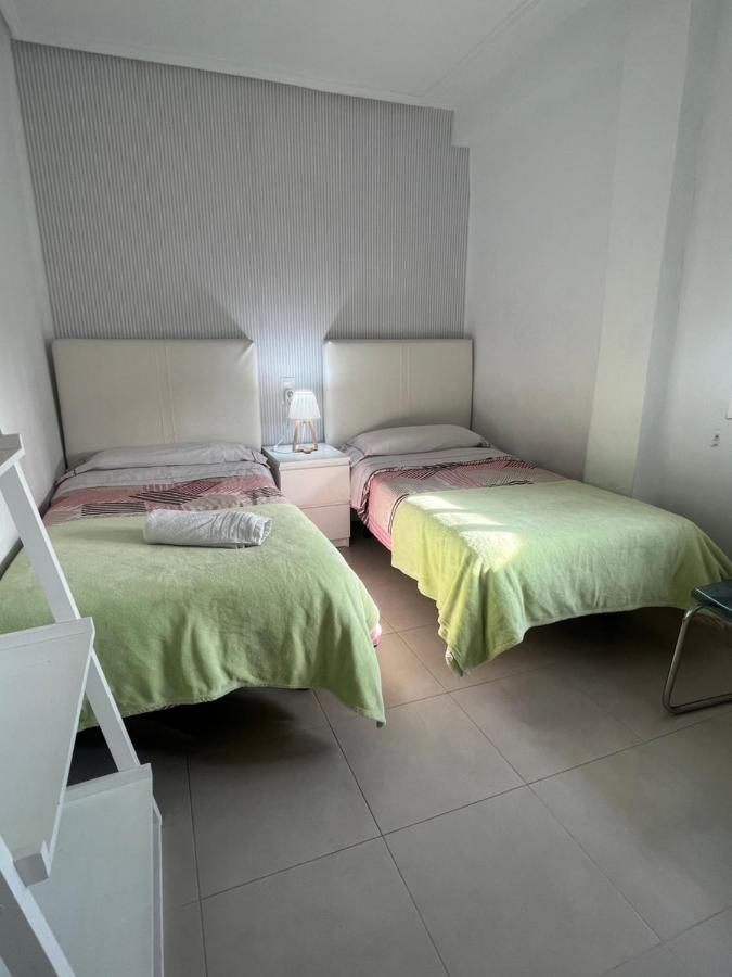 Apartamento Junto A Playa Y Cerca De Campo De Golf El Perellonet Bagian luar foto